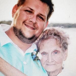 Meet your Posher, Travis